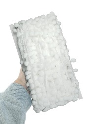 0101 POMPOM NYBC 20MM 25M. 100%PES