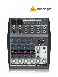 MISTURADOR XENYX 802(2350)BEHRINGER