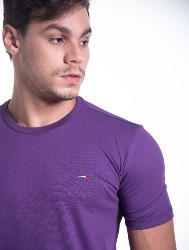 T SHIRT BÁSICA ROXA